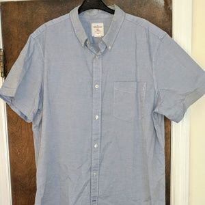 Men's Gap XL short sleeve shirt